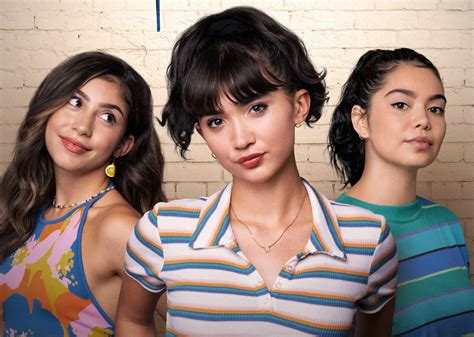 lesbians youngs|‘Crush’ trailer: American High’s new lesbian teen  .